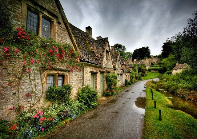 4. İngiltere Bibury.jpg